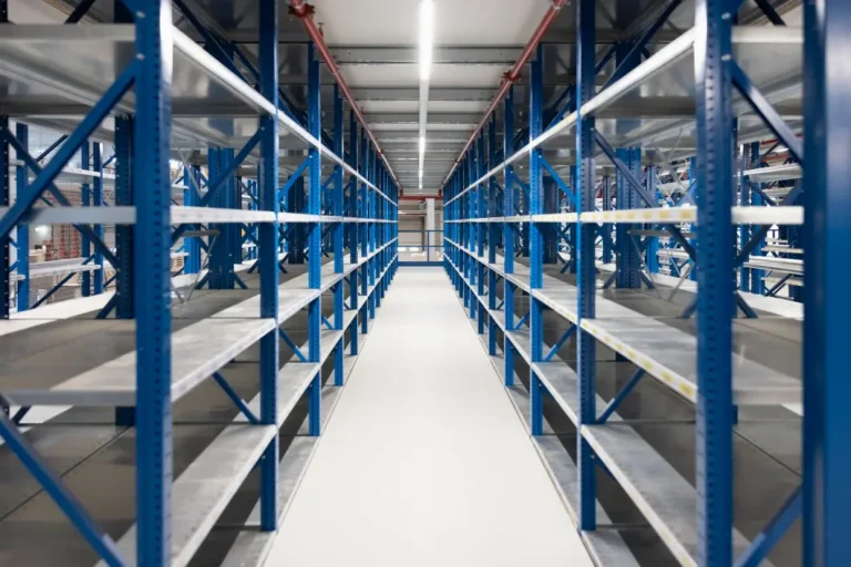 warehouse that has empty shelves
